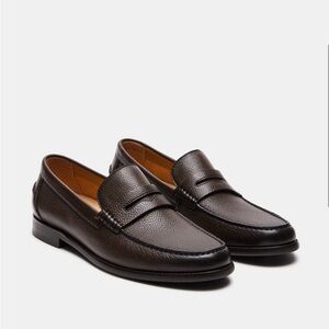 Steven Madden Alonso Leather Brown Loafers — NEVER WORN, BRAND NEW.